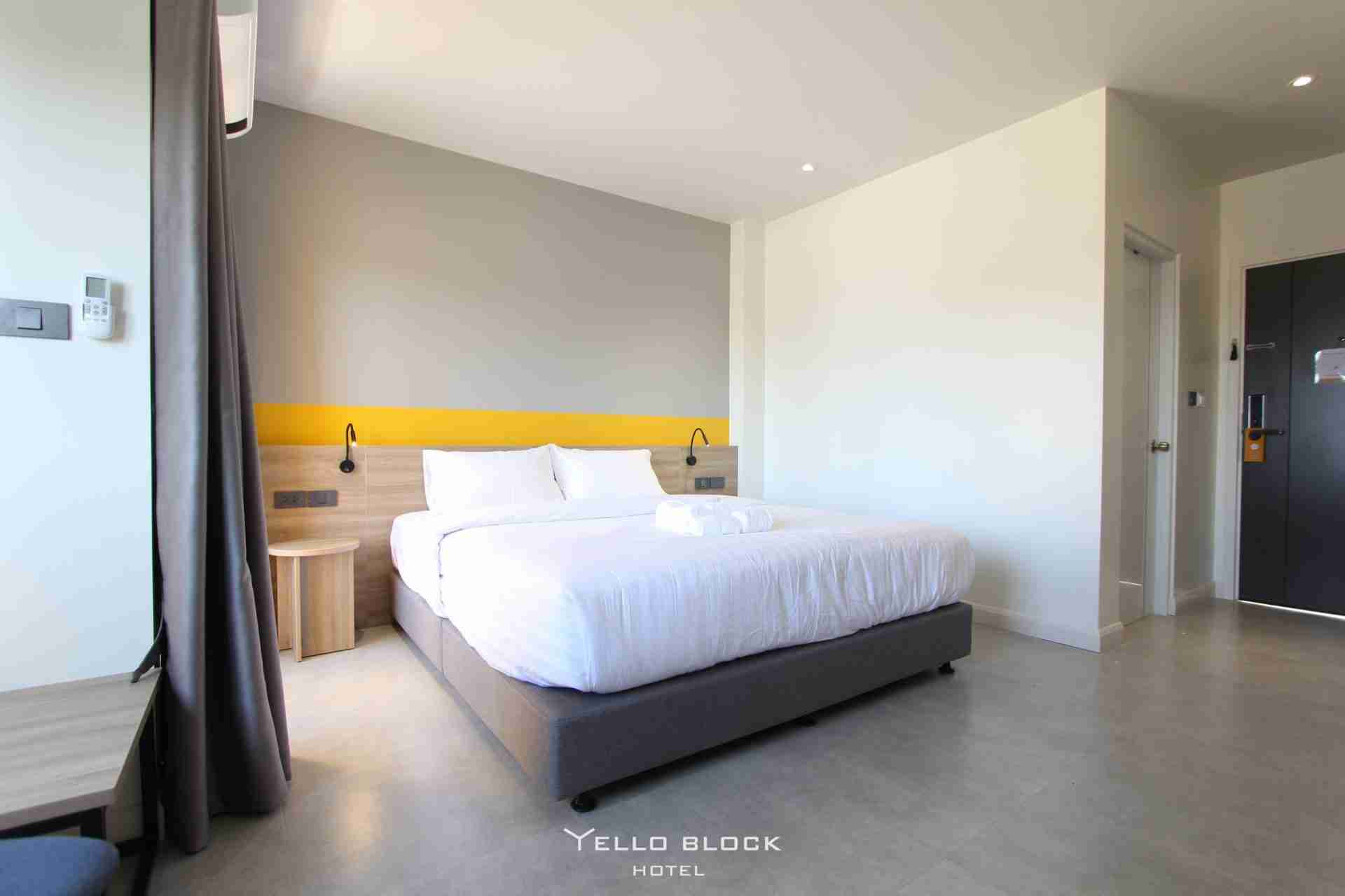 Yello Block Hotel โรงแรมที่พัก โพนทอง ห้องพักเตียงเดี่ยว